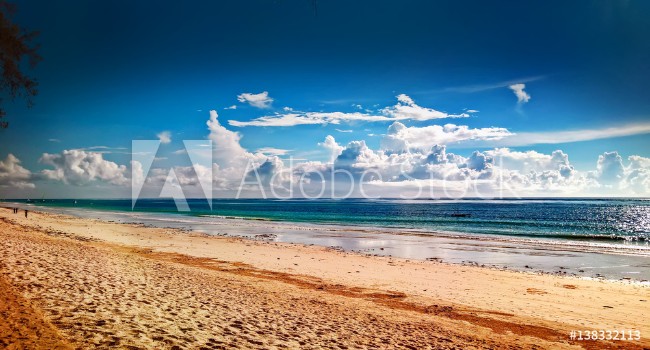 Bild på White sand Diani beach